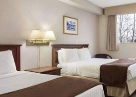 SureStay by Best Western Brockville 5