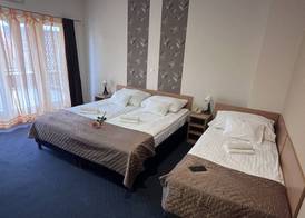 Hotel Rose City 4