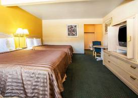 Travelodge by Wyndham Turlock 5