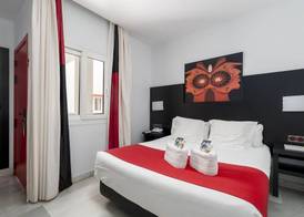 Hotel del Pintor by Hoteles con Cultura 4