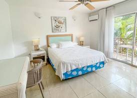 Hotel Cocoplum Beach 4