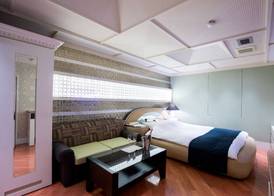 HOTEL PERRIER (Adult Only) 4