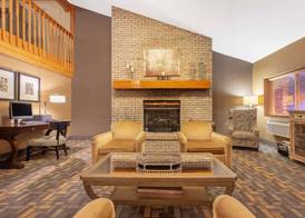 AmericInn by Wyndham Rhinelander 2