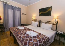 Paradise Hotel 5