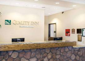 Quality Inn Oacoma - Chamberlain 2