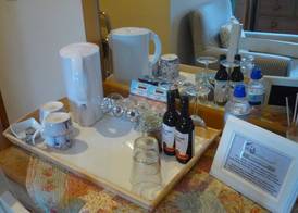 White Cottage Bed and Breakfast 5