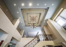 Rex Hotel 2