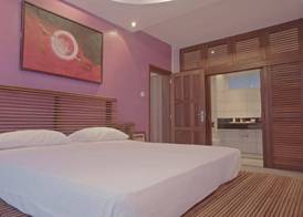 Cowrie Shell Beach Apartments Official 5