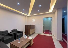 Pyramids tower inn 5