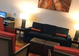 Comfort Suites Altoona North 3