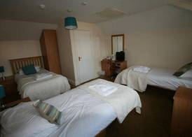 The Prince Albert Pub & Hotel with onsite FREE PARKING 2 minutes from Legoland 5