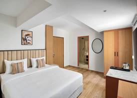 Taara Hotel 4