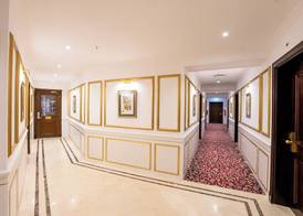 Luxe Avenue Hotel 5