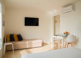 Select Porto Suites 4