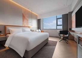 Howard Johnson by Wyndham Life Kunming Guandu Hotel 5