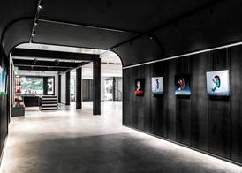The StandardX, Bangkok Phra Arthit 2
