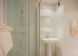 Logis Hotel Restaurant Family & Spa 5