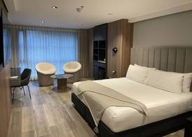 Hotel Selis 4