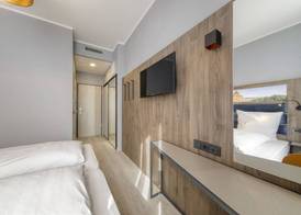 Smart Stay Hotel Station 5
