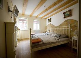 Kleine Villa Rose 4