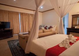 Ogtong Cave Resort 5