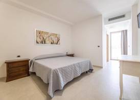 Roomsalentopalace 4