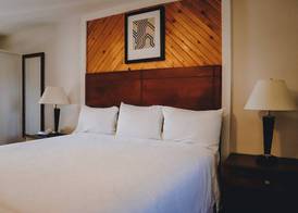 The Inn At Gull Lake 2