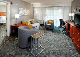 Courtyard by Marriott Akron Stow 4