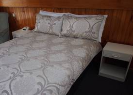Majestic Motel 3