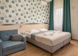 Kristály Hotel 5
