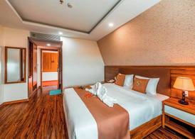 NIGHT SEA HOTEL 3