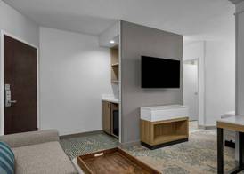 SpringHill Suites Lehi at Thanksgiving Point 5