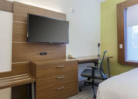Holiday Inn Express ROCHESTER NE - IRONDEQUOIT by IHG 3