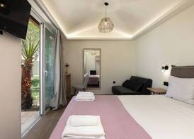 La Palma Beachfront Suites 4