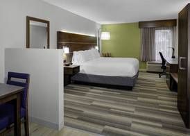Holiday Inn Express CHESTER by IHG 4
