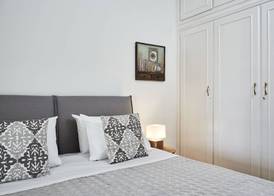 Chic One Bd Apartment with Hilton View 4