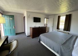 Rips Country Inn 3
