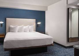 Courtyard by Marriott San Diego Mission Valley/Hotel Circle 4