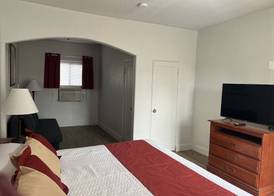 Arizona 9 Motor Hotel 3