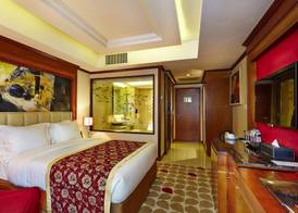 Six Seasons Hotel 4