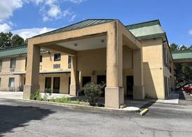 Royal Inn & Suite 3