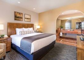 The Legacy Golf Resort 4