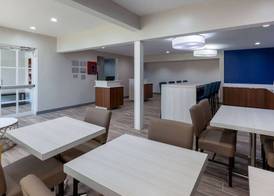 Microtel Inn & Suites by Wyndham Sunbury/Columbus North 5