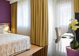 Hotel Tami Residence 5