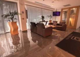 The Continental Hotel and Spa, Heathrow 3