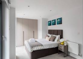 home.ly - London Camden Town Apartments 4