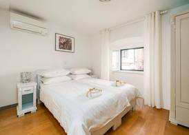 Lumin Guest House 2