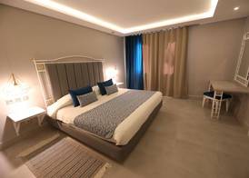Suites Hôtel Les Charmilles & Spa 5