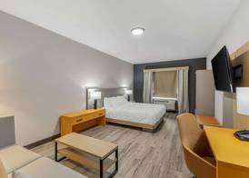 Comfort Suites Cheyenne 4