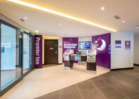 Premier Inn Lichfield City Centre 2